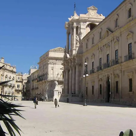 Casa Astra Climatizzata - Wi-fi In Centro Storico Hébergement de vacances